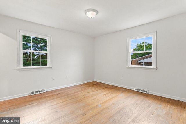 10831 ROSEWOOD DR, Hagerstown, MD 21740
