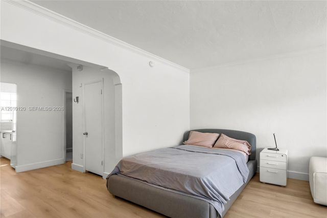 717 Espanola Way 111, Miami Beach, FL 33139