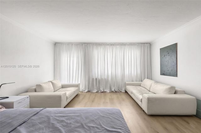 717 Espanola Way 111, Miami Beach, FL 33139