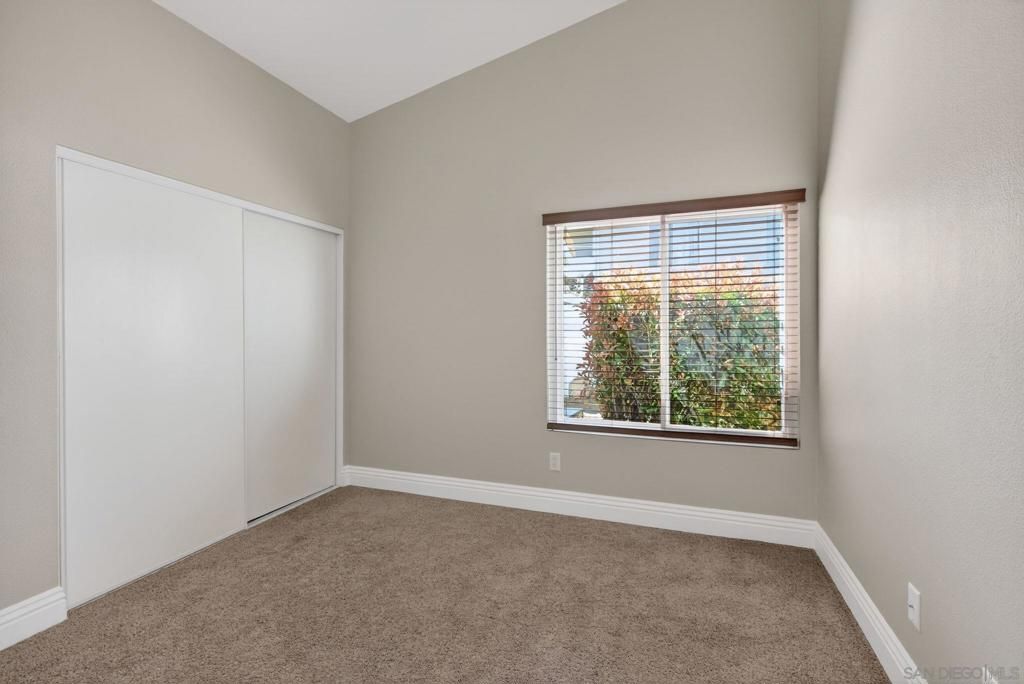 Image 14 of property listing at 40595 Symeron Way, Murrieta, CA 92562