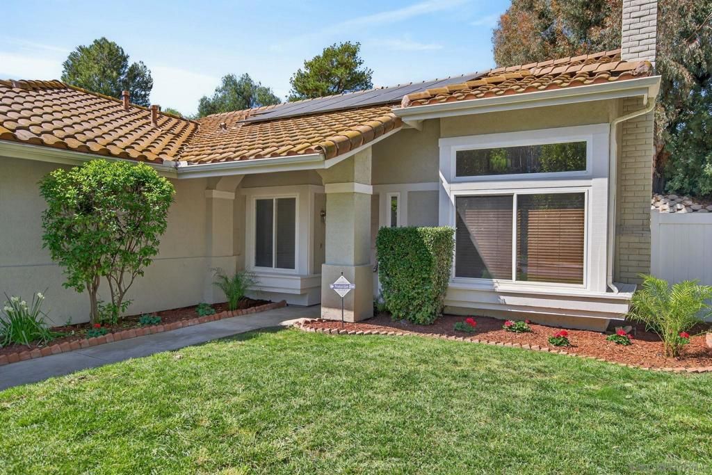 Image 3 of property listing at 40595 Symeron Way, Murrieta, CA 92562