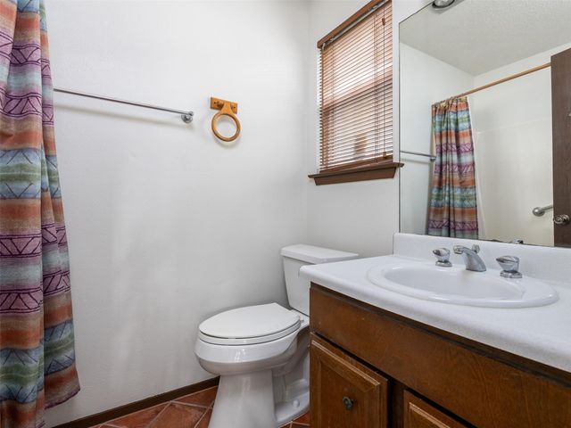 7001 Watchwood DR, Austin, TX 78745