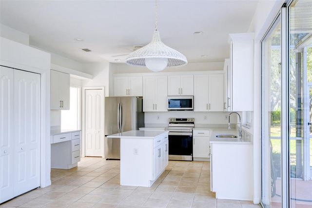 5121 GLADE FERN COURT, Sarasota, FL 34238