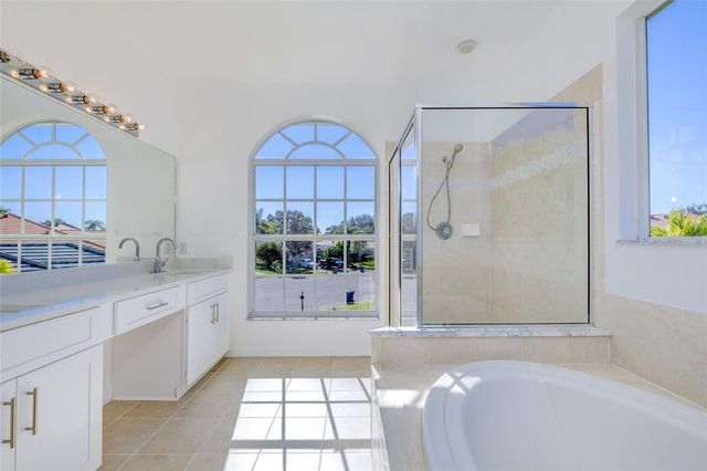 5121 GLADE FERN COURT, Sarasota, FL 34238