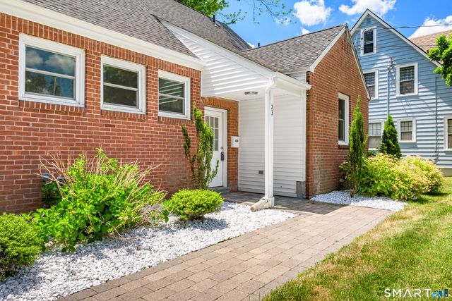 23 Ludlow Road, Windsor, CT 06095