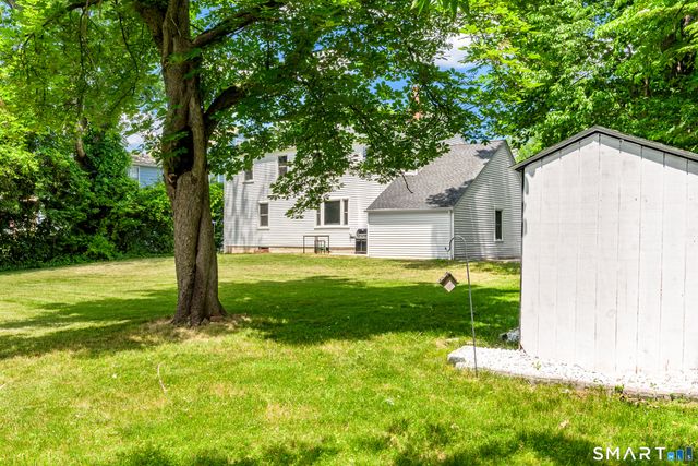 23 Ludlow Road, Windsor, CT 06095