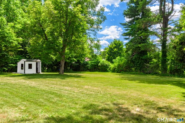 23 Ludlow Road, Windsor, CT 06095