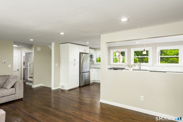 23 Ludlow Road, Windsor, CT 06095