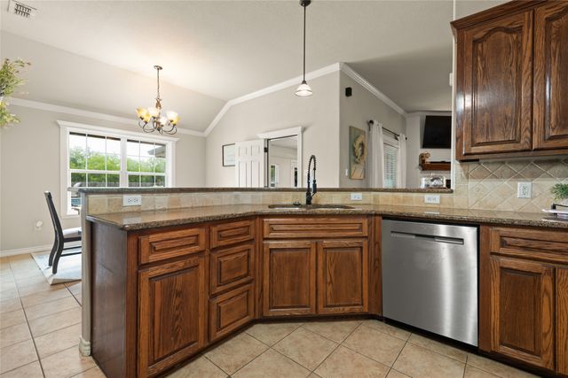 118 Divide Avenue, Tuscola, TX 79562