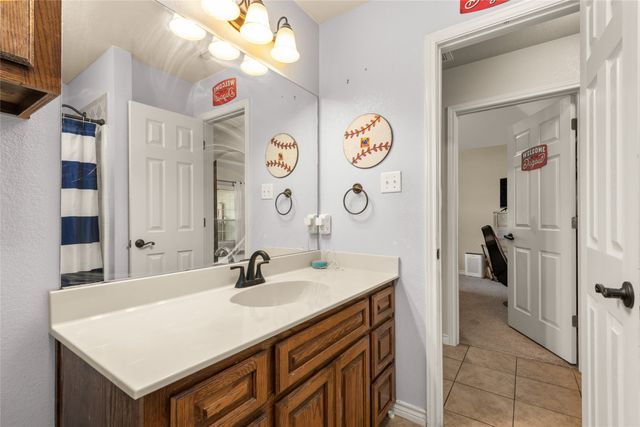 118 Divide Avenue, Tuscola, TX 79562