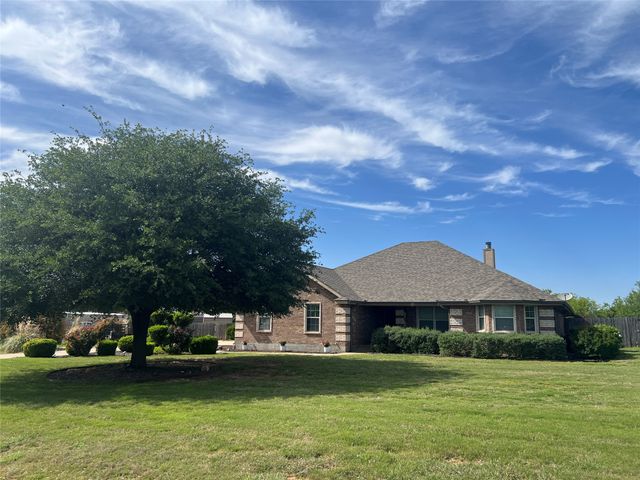 118 Divide Avenue, Tuscola, TX 79562