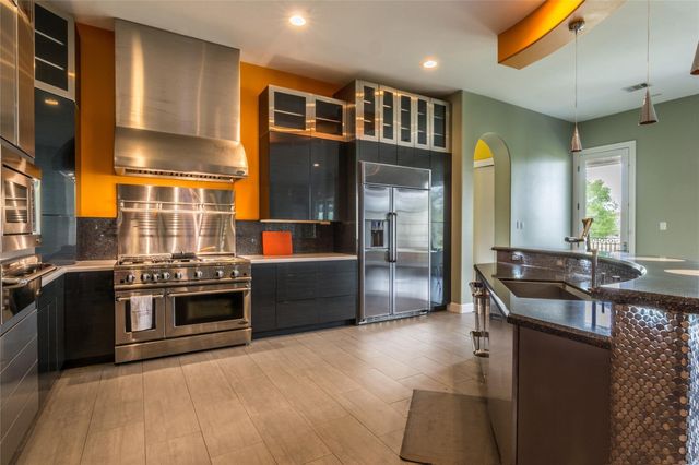 4637 Dagg Road, Houston, TX 77048