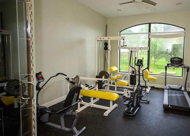 4637 Dagg Road, Houston, TX 77048