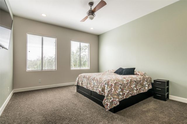 4637 Dagg Road, Houston, TX 77048
