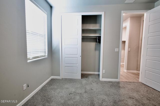 272 Hunstanton Street, El Paso, TX 79928