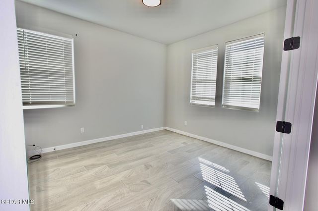 272 Hunstanton Street, El Paso, TX 79928