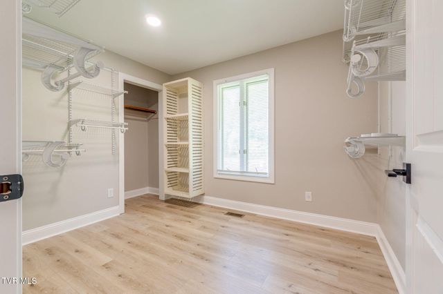 2071 Highway 421, Bristol, TN 37620