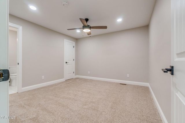 2071 Highway 421, Bristol, TN 37620