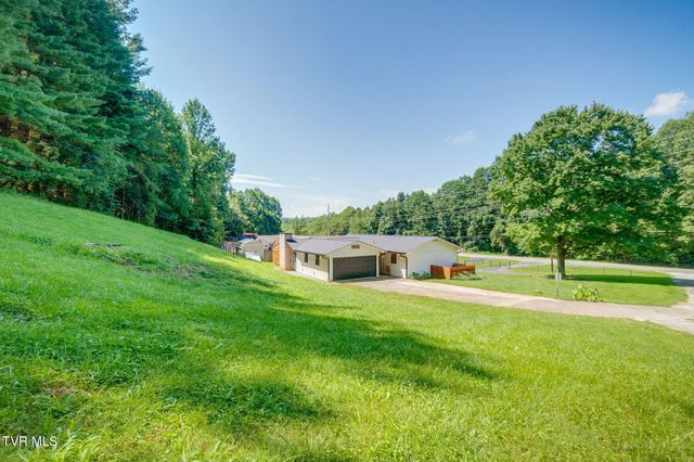 2071 Highway 421, Bristol, TN 37620