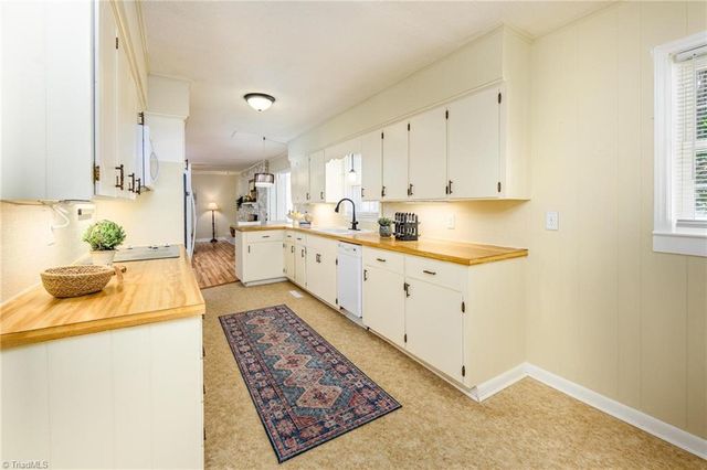 112 Persimmon Circle, Statesville, NC 28625