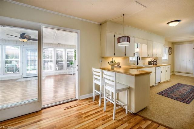 112 Persimmon Circle, Statesville, NC 28625