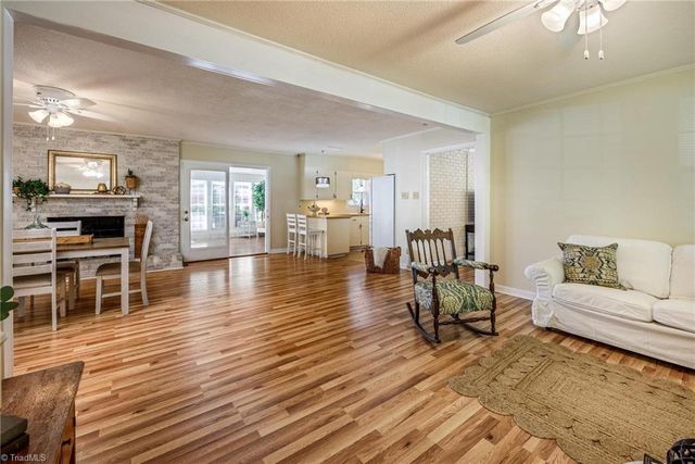 112 Persimmon Circle, Statesville, NC 28625