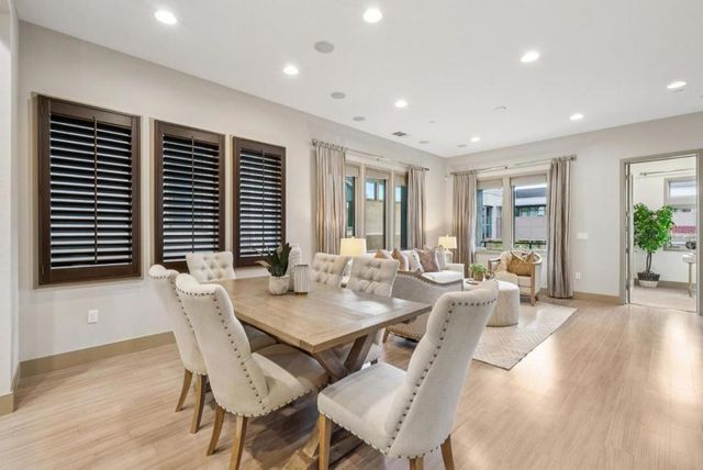 3428 Alma Village Circle, Palo Alto, CA 94306