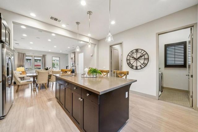 3428 Alma Village Circle, Palo Alto, CA 94306