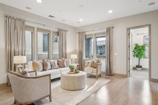 3428 Alma Village Circle, Palo Alto, CA 94306