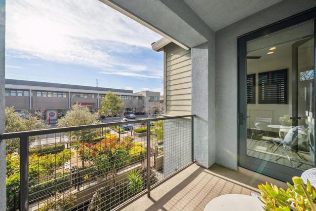 3428 Alma Village Circle, Palo Alto, CA 94306