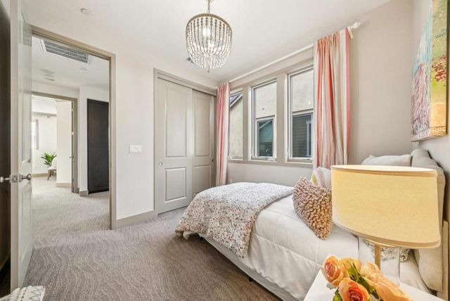 3428 Alma Village Circle, Palo Alto, CA 94306