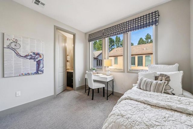 3428 Alma Village Circle, Palo Alto, CA 94306