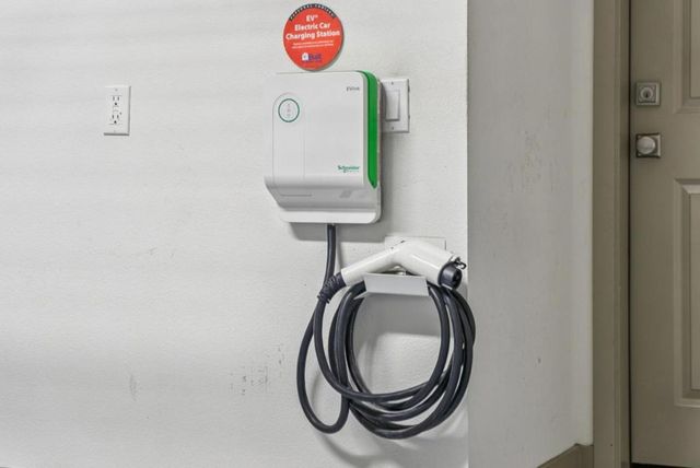 3428 Alma Village Circle, Palo Alto, CA 94306