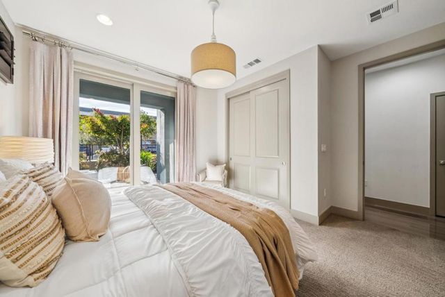 3428 Alma Village Circle, Palo Alto, CA 94306