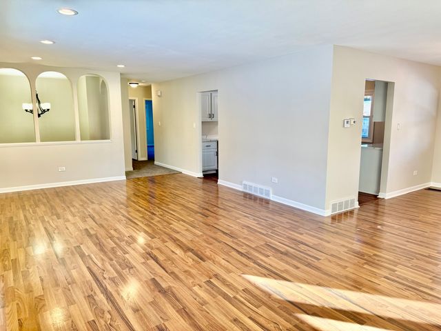 619 41st Street, Downers Grove, IL 60515