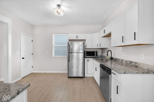 2245 Carrollton Avenue, Indianapolis, IN 46205