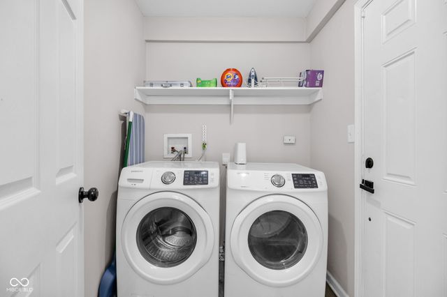 2245 Carrollton Avenue, Indianapolis, IN 46205