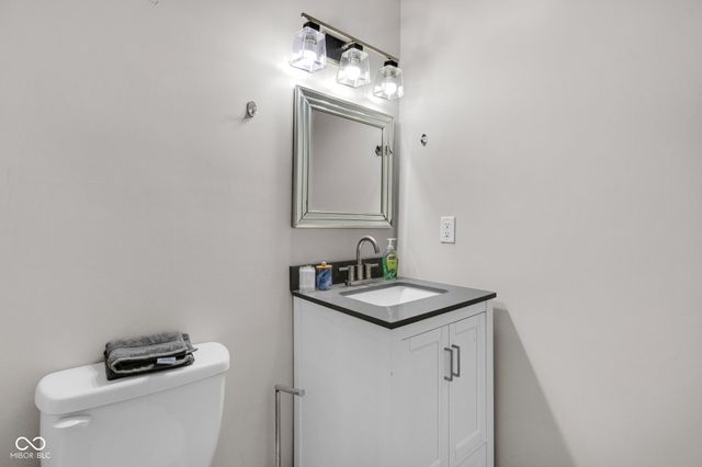 2245 Carrollton Avenue, Indianapolis, IN 46205