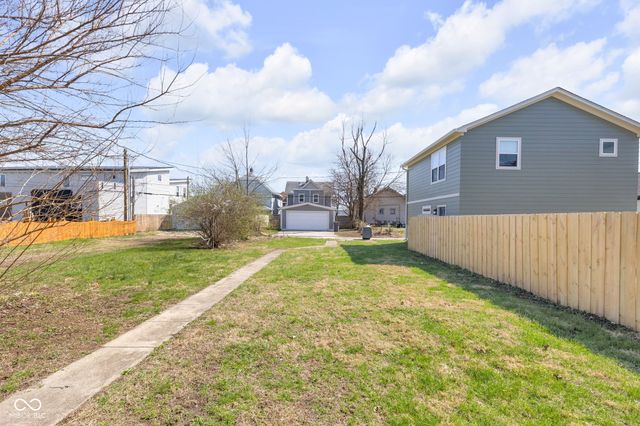 2245 Carrollton Avenue, Indianapolis, IN 46205