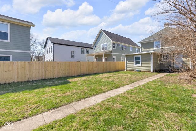 2245 Carrollton Avenue, Indianapolis, IN 46205