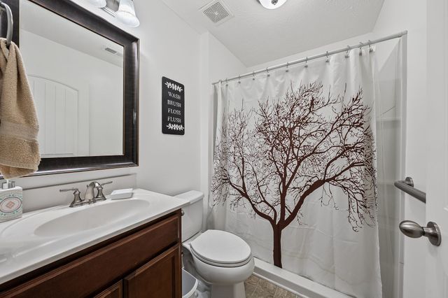 787 Sturdivant Dr, Clarksville, TN 37042