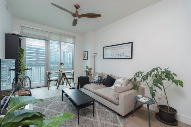 222 West Ave 1709, Austin, TX 78701