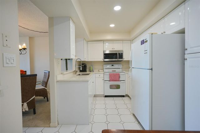 400 ISLAND WAY 1004, Clearwater Beach, FL 33767