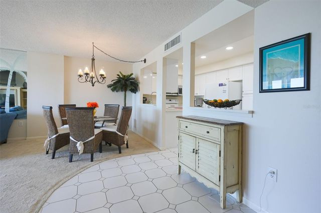 400 ISLAND WAY 1004, Clearwater Beach, FL 33767