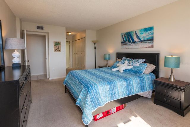 400 ISLAND WAY 1004, Clearwater Beach, FL 33767