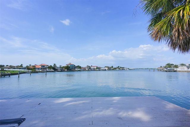 400 ISLAND WAY 1004, Clearwater Beach, FL 33767