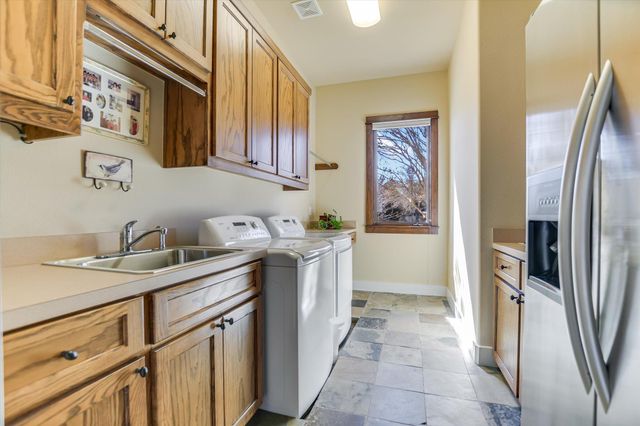 2506 Sailpoint DR, Spicewood, TX 78669