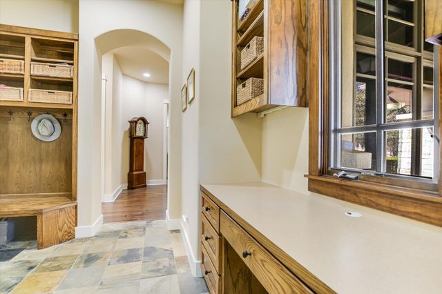 2506 Sailpoint DR, Spicewood, TX 78669