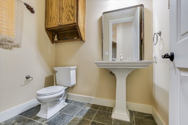 2506 Sailpoint DR, Spicewood, TX 78669