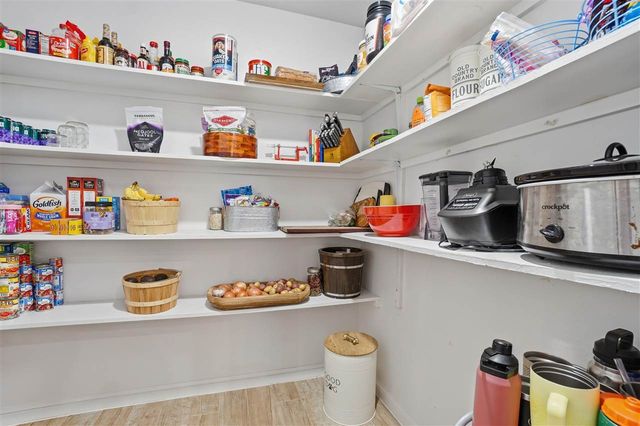 112 Elm Ave, Cache, OK 73527